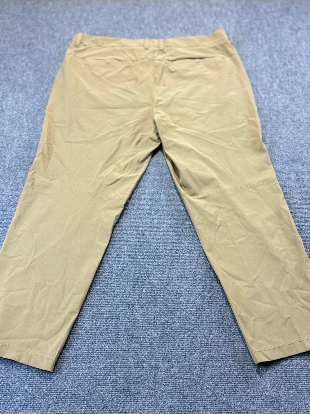 CRZ YOGA Men's Size 36 × 26 Golf Pants Tan Khaki Stretch Quick Dry Chino